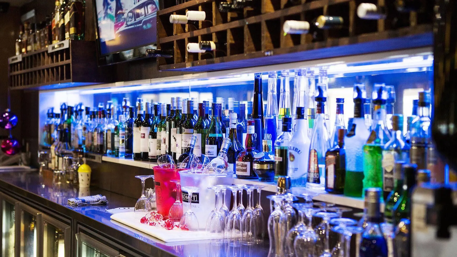 מרוצ'ידור Nightcap At Waterfront Hotel